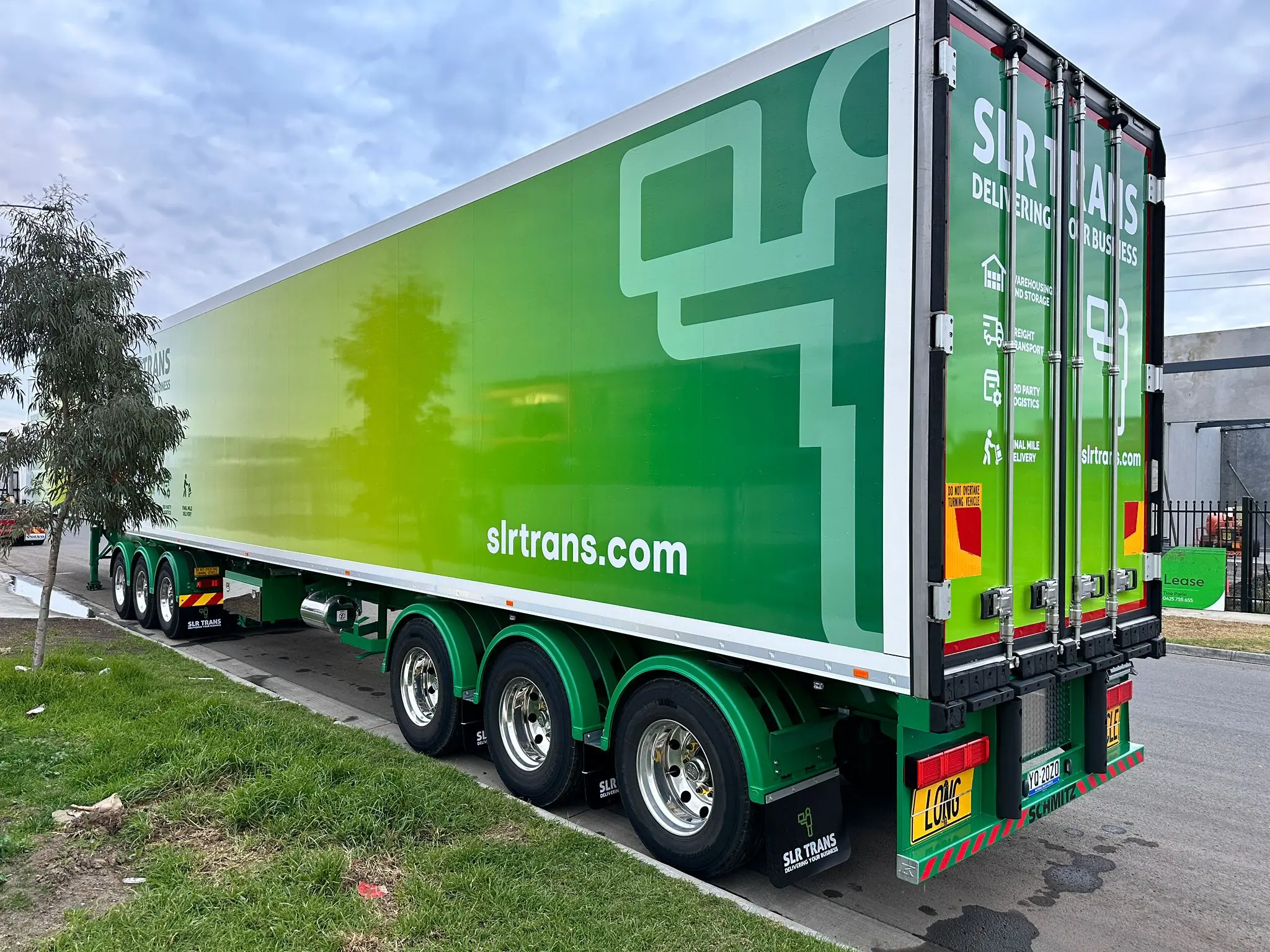 SLR Transport and Fleet Semi-Trailer